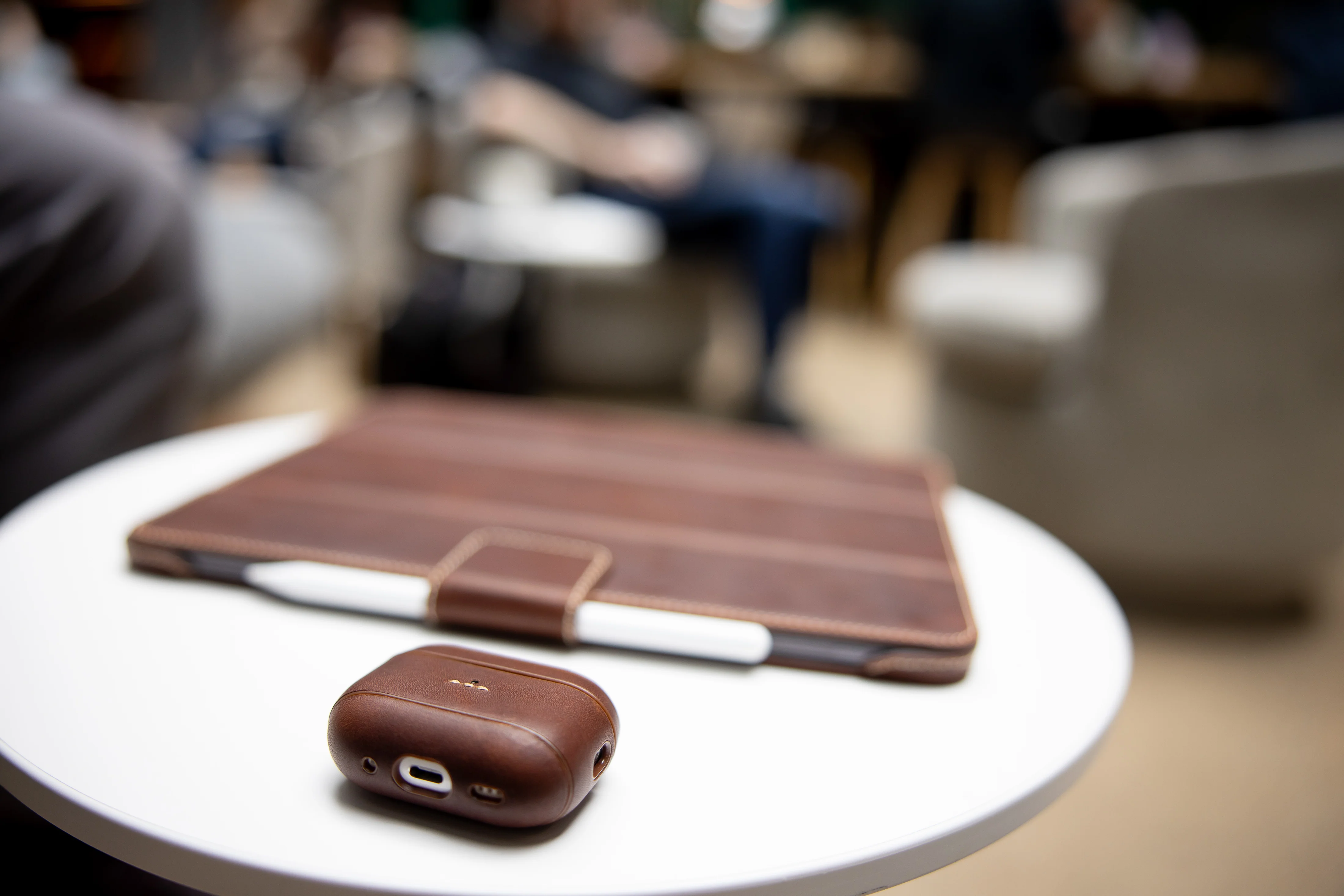 Leather Case For AirPods Pro 2 - Image 2